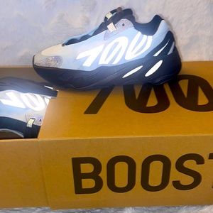 Yeezy 700